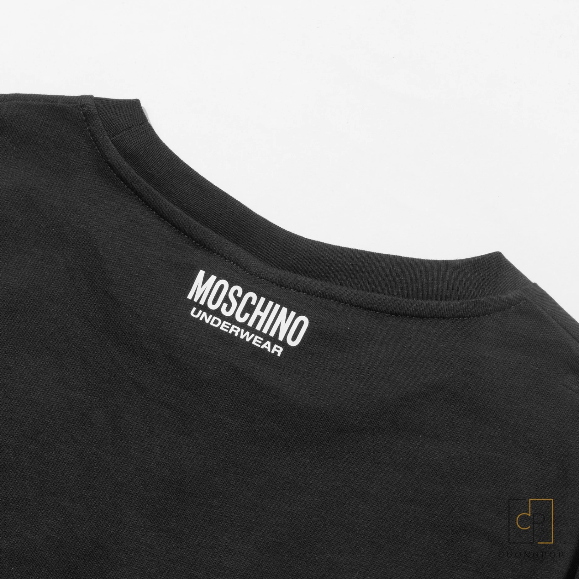 BỘ ÁO PHÔNG MOSCHINO ĐEN QUẦN SHORT MOSCHINO ĐEN VIỀN CHỮ MOS8780 - Ảnh 5